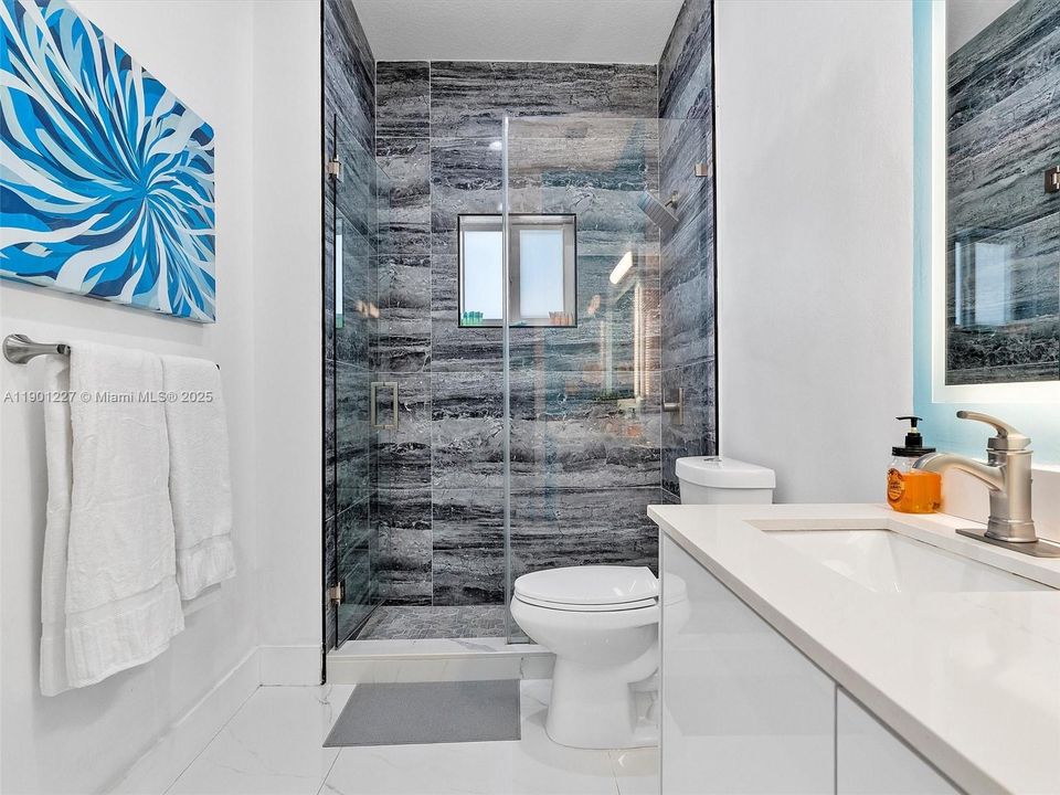 На продажу: $1,099,000 (3 спален, 2 ванн, 1476 Квадратных фут)