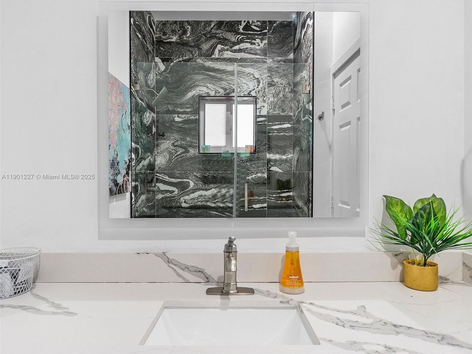 На продажу: $1,099,000 (3 спален, 2 ванн, 1476 Квадратных фут)