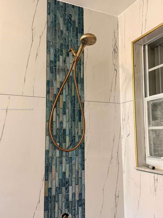 В аренду: $3,800 (3 спален, 2 ванн, 1660 Квадратных фут)