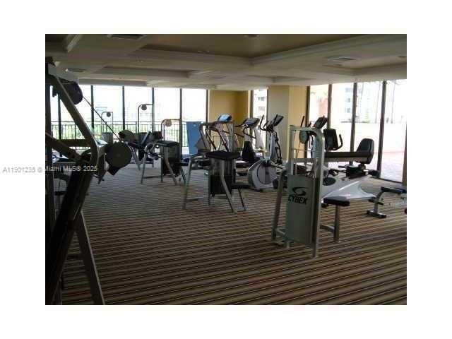 For Rent: $3,300 (2 beds, 2 baths, 1188 Square Feet)