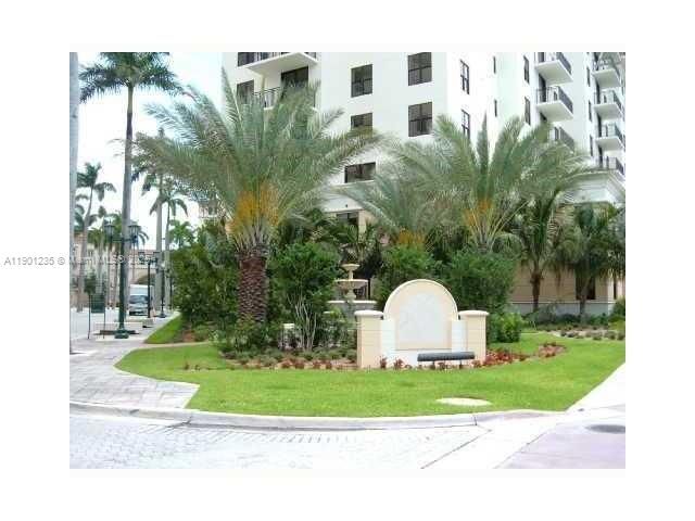 For Rent: $3,300 (2 beds, 2 baths, 1188 Square Feet)