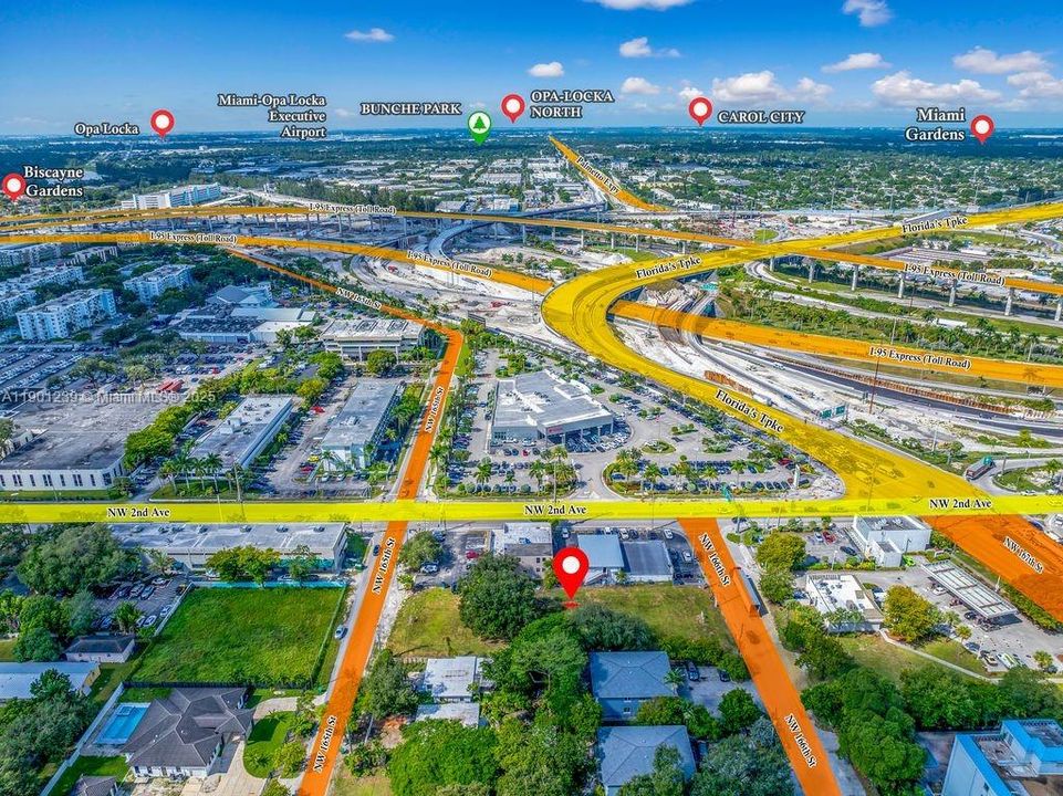 На продажу: $945,000 (0.62 acres)