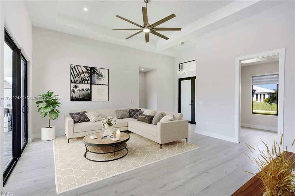 For Sale: $520,000 (3 beds, 2 baths, 1824 Square Feet)