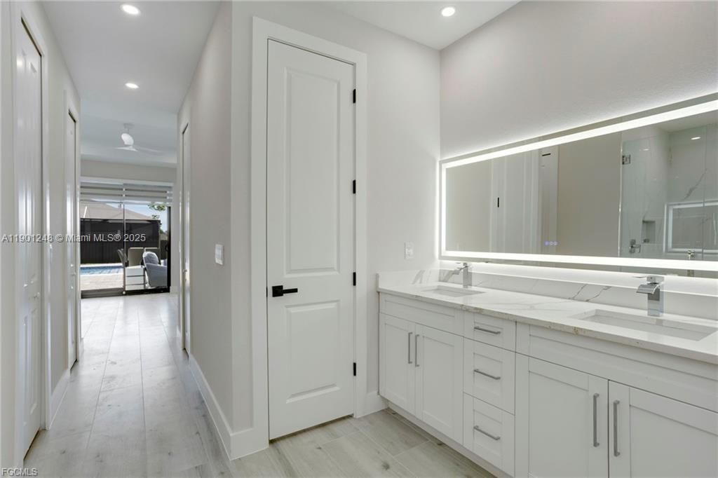 For Sale: $520,000 (3 beds, 2 baths, 1824 Square Feet)