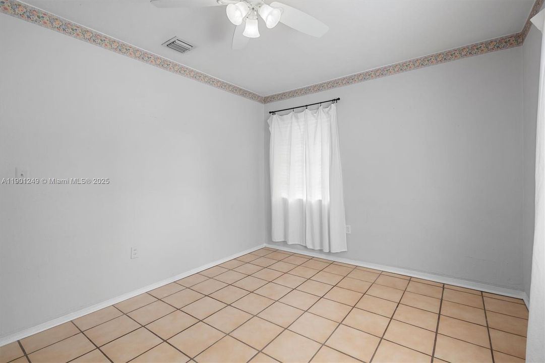 Recently Sold: $528,000 (2 beds, 1 baths, 1156 Square Feet)