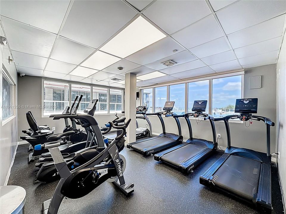 En Venta: $107,500 (0 camas, 1 baños, 360 Pies cuadrados)