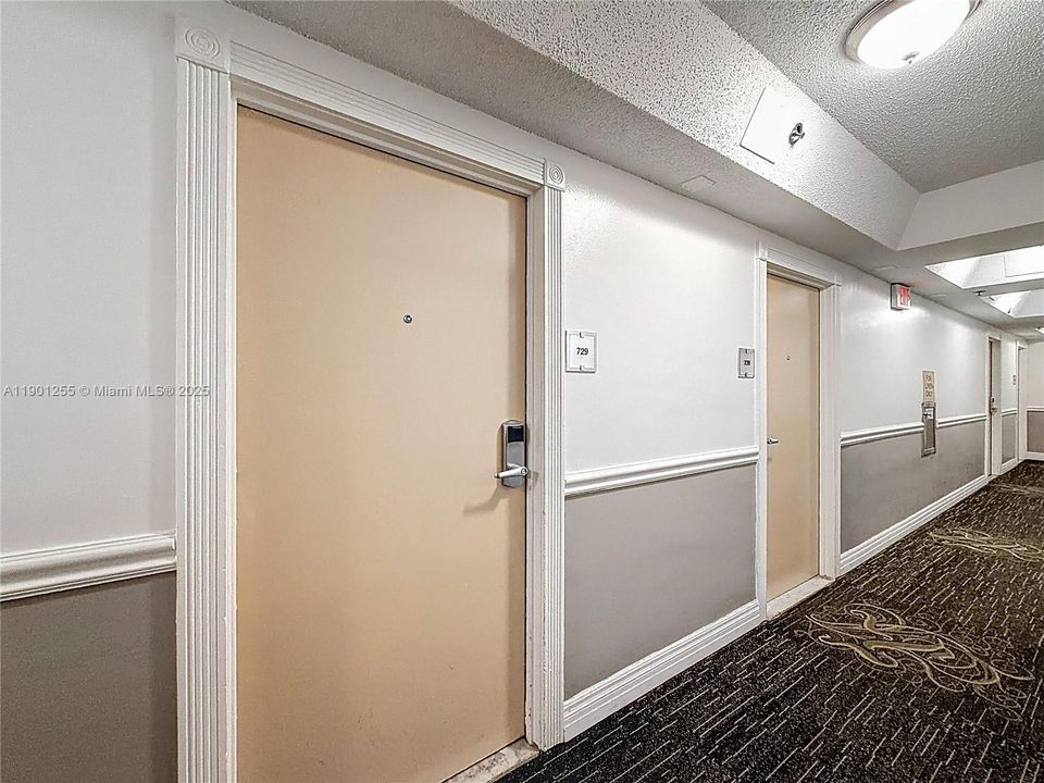 En Venta: $107,500 (0 camas, 1 baños, 360 Pies cuadrados)