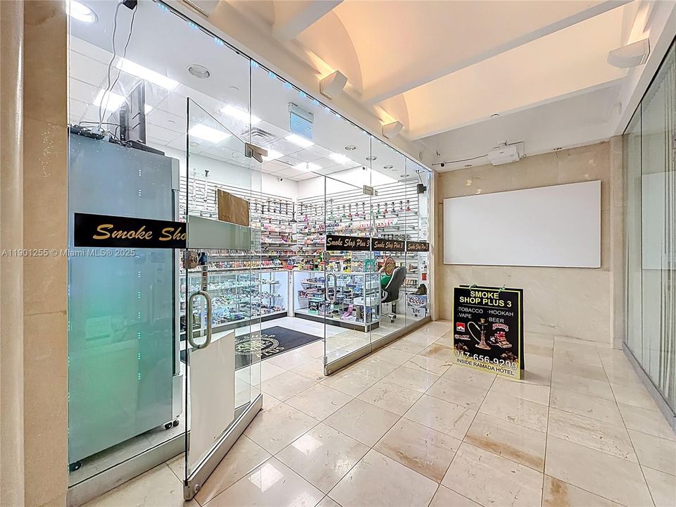 En Venta: $107,500 (0 camas, 1 baños, 360 Pies cuadrados)