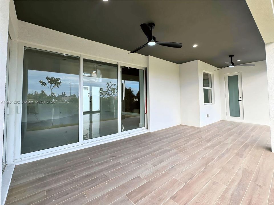 待售: $459,999 (4 贝兹, 3 浴室, 1905 平方英尺)