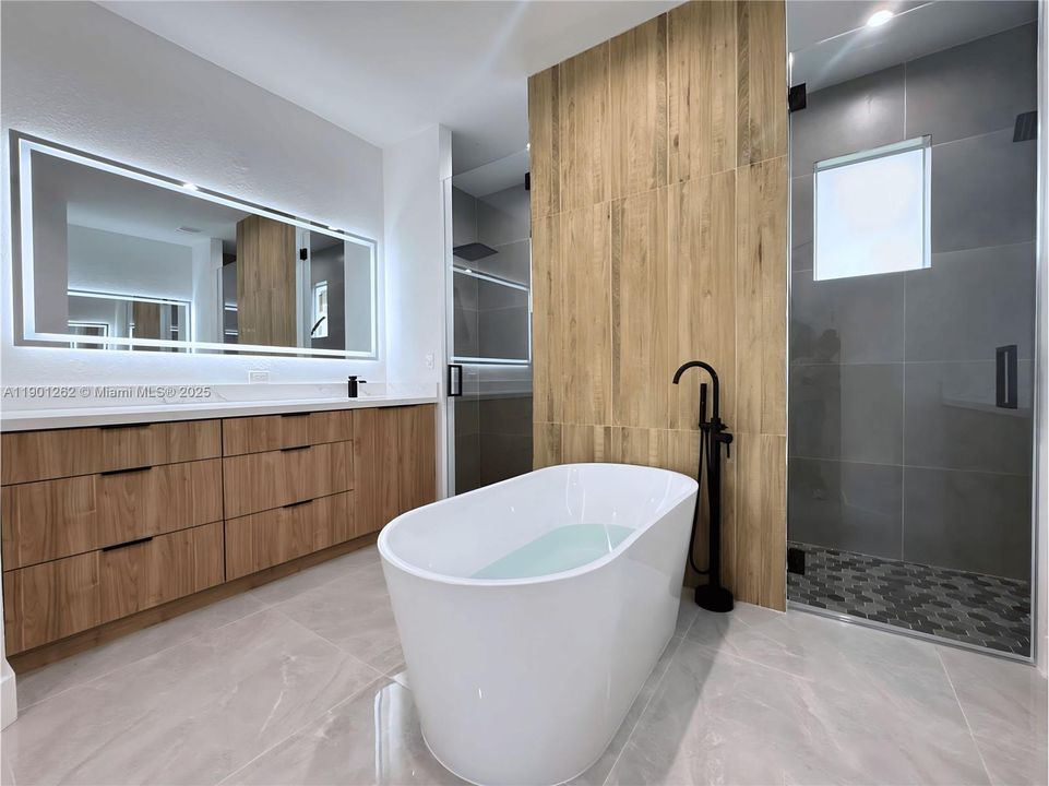 待售: $459,999 (4 贝兹, 3 浴室, 1905 平方英尺)