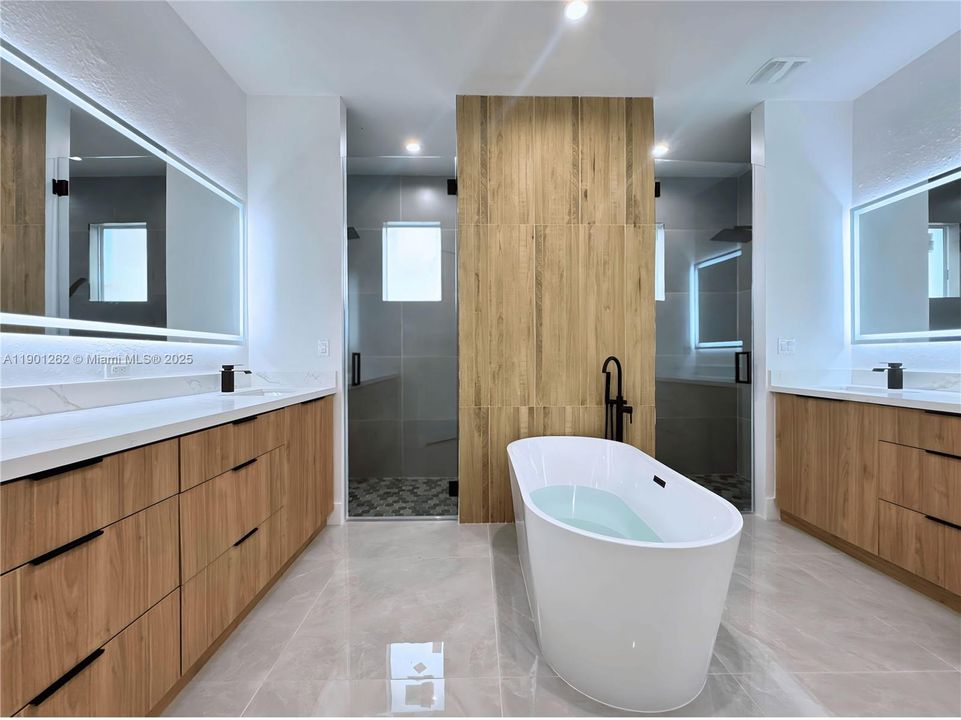 待售: $459,999 (4 贝兹, 3 浴室, 1905 平方英尺)