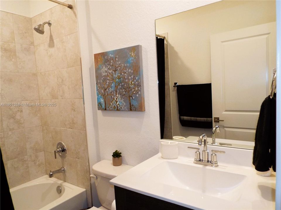 For Sale: $350,000 (4 beds, 3 baths, 1374 Square Feet)