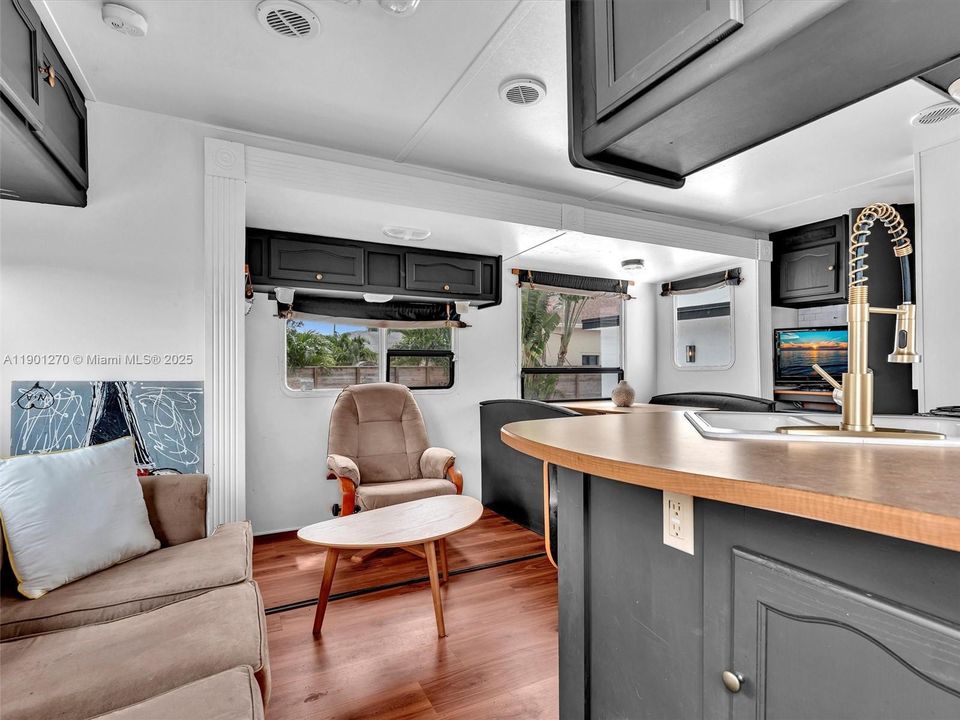 Included in the SALE. Spacious One Bedroom, 1 Bathroom RV