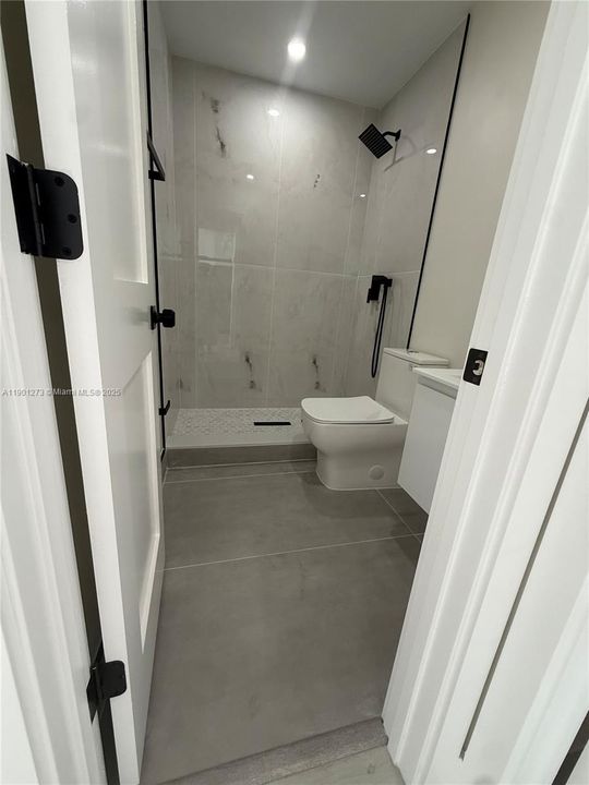 最近售出: $525,000 (3 贝兹, 2 浴室, 1164 平方英尺)