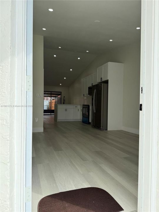 最近售出: $525,000 (3 贝兹, 2 浴室, 1164 平方英尺)