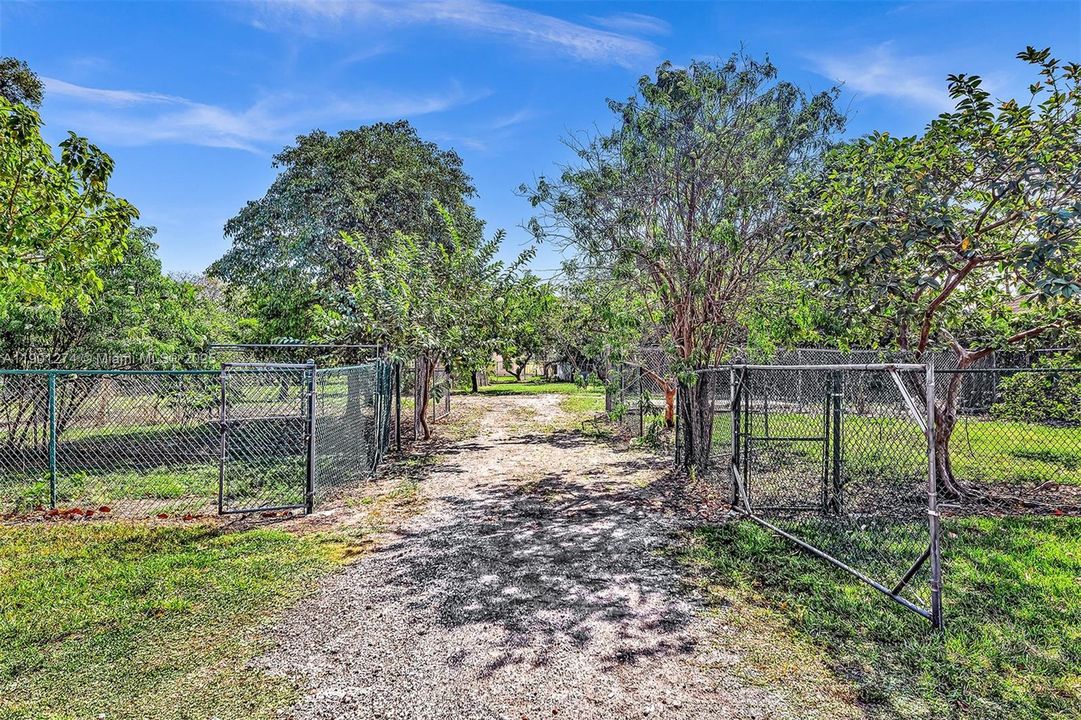 35171 SF Lot. 0.81 Acres . Plenty of space for expansion and all your toys