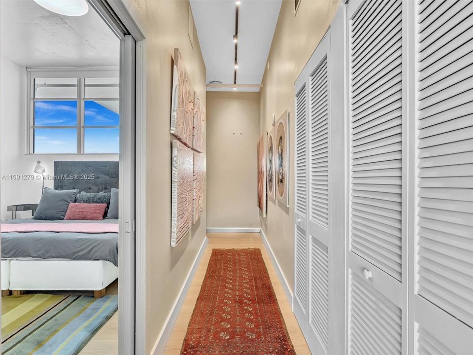 For Rent: $6,350 (2 beds, 2 baths, 1906 Square Feet)