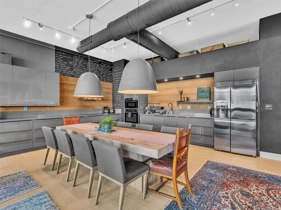 For Rent: $6,350 (2 beds, 2 baths, 1906 Square Feet)