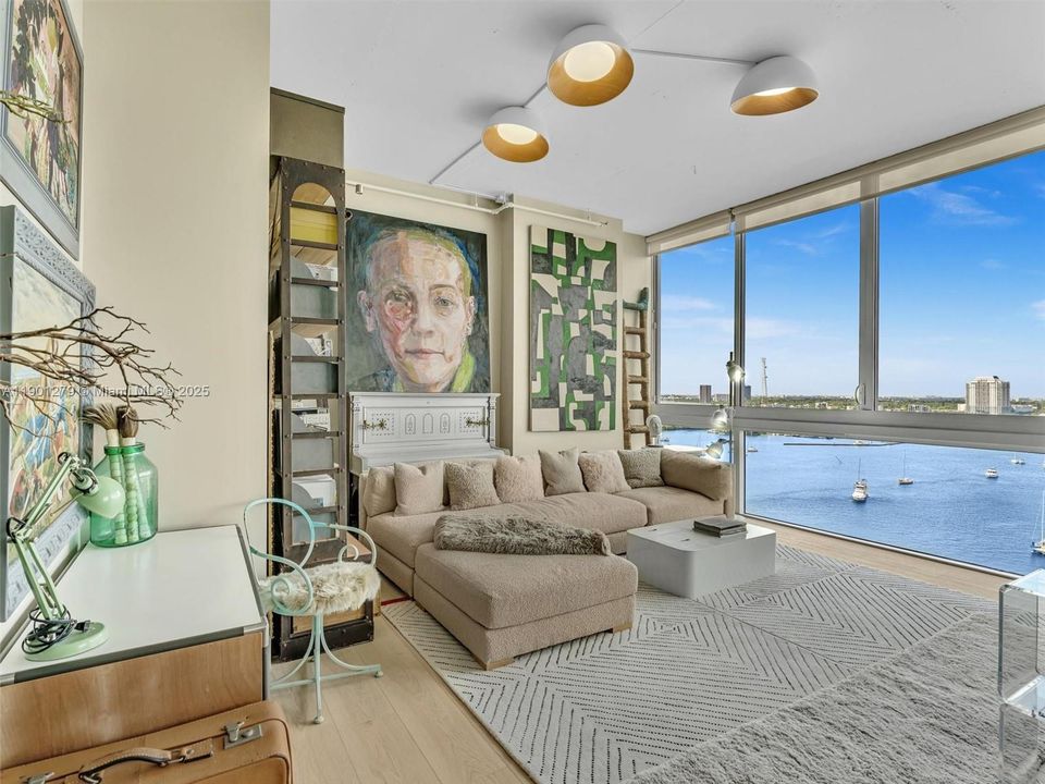 For Rent: $6,350 (2 beds, 2 baths, 1906 Square Feet)