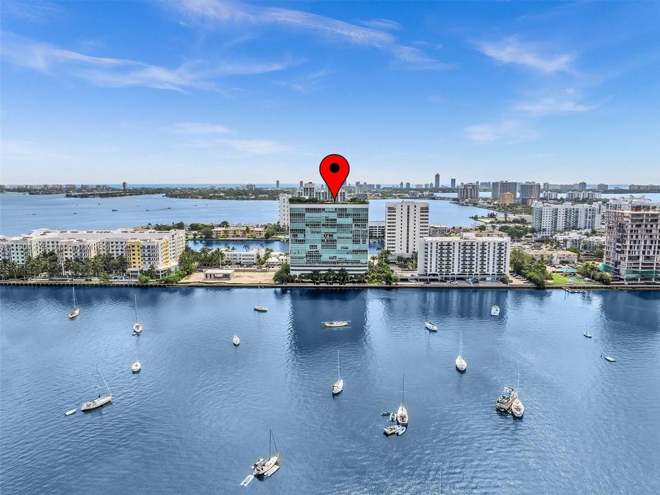 For Rent: $6,350 (2 beds, 2 baths, 1906 Square Feet)