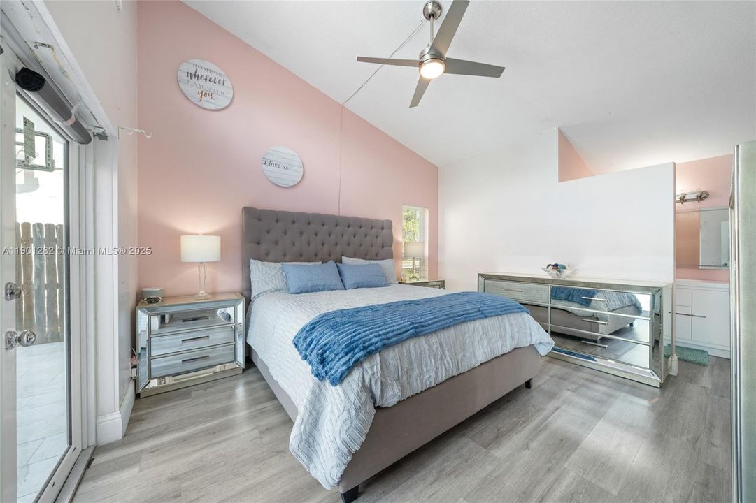 Active With Contract: $564,999 (3 beds, 2 baths, 1626 Square Feet)