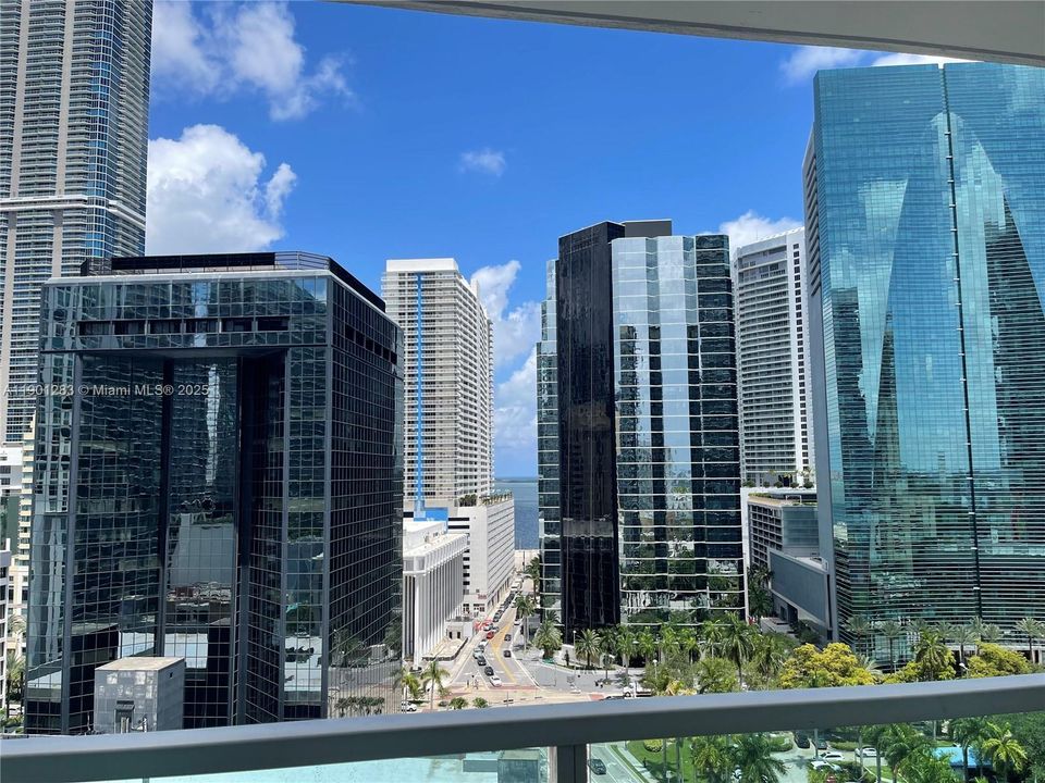 En Renta: $3,250 (2 camas, 2 baños, 1023 Pies cuadrados)