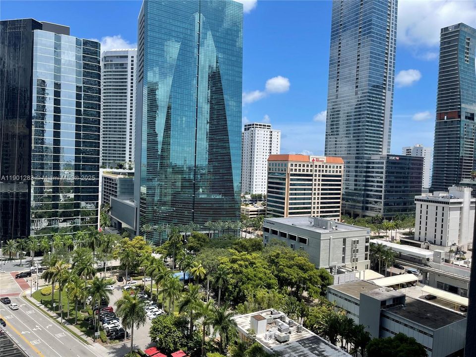 En Renta: $3,250 (2 camas, 2 baños, 1023 Pies cuadrados)