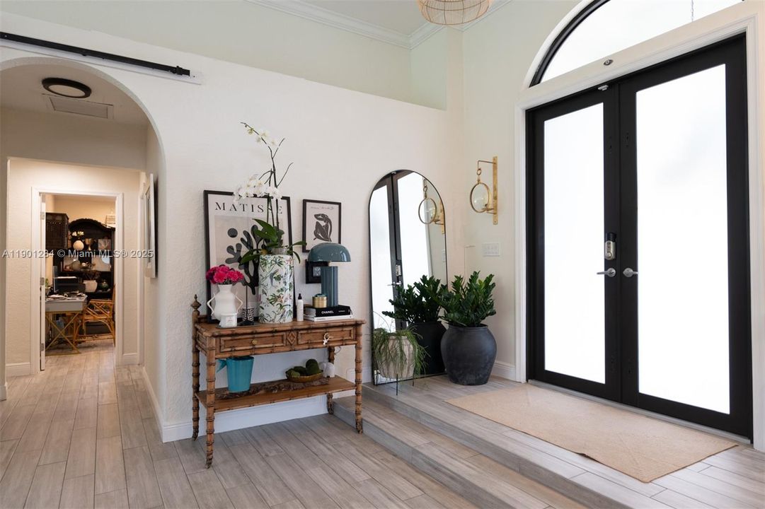 For Sale: $1,350,000 (4 beds, 3 baths, 2770 Square Feet)