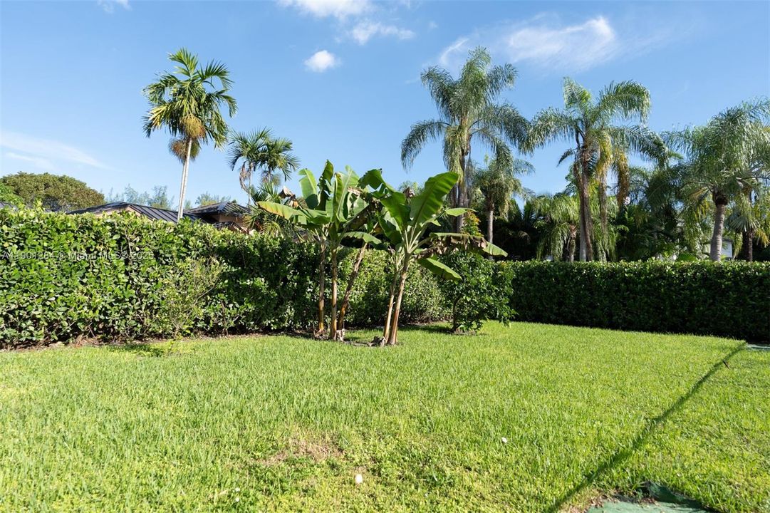 For Sale: $1,350,000 (4 beds, 3 baths, 2770 Square Feet)