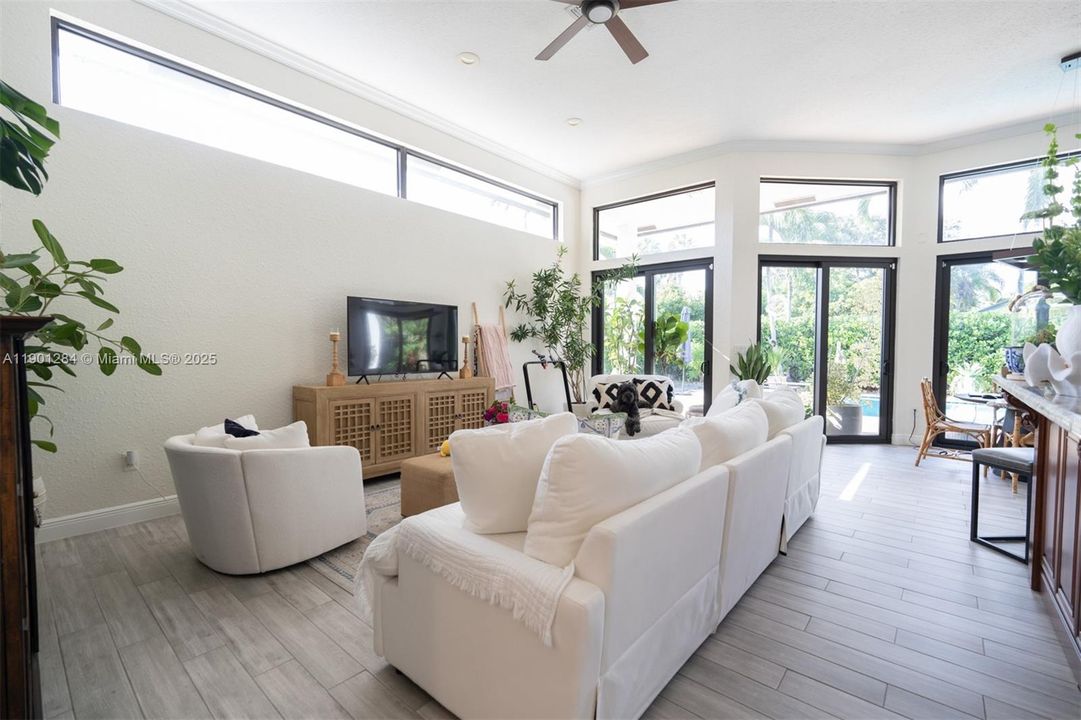 For Sale: $1,350,000 (4 beds, 3 baths, 2770 Square Feet)