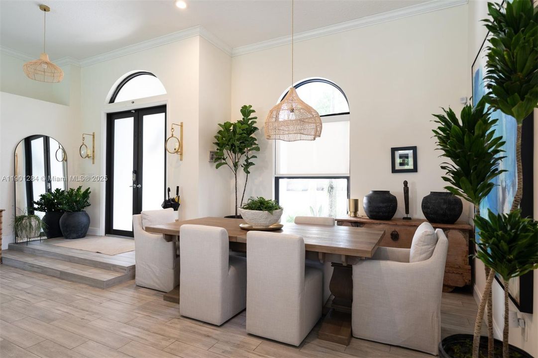 For Sale: $1,350,000 (4 beds, 3 baths, 2770 Square Feet)