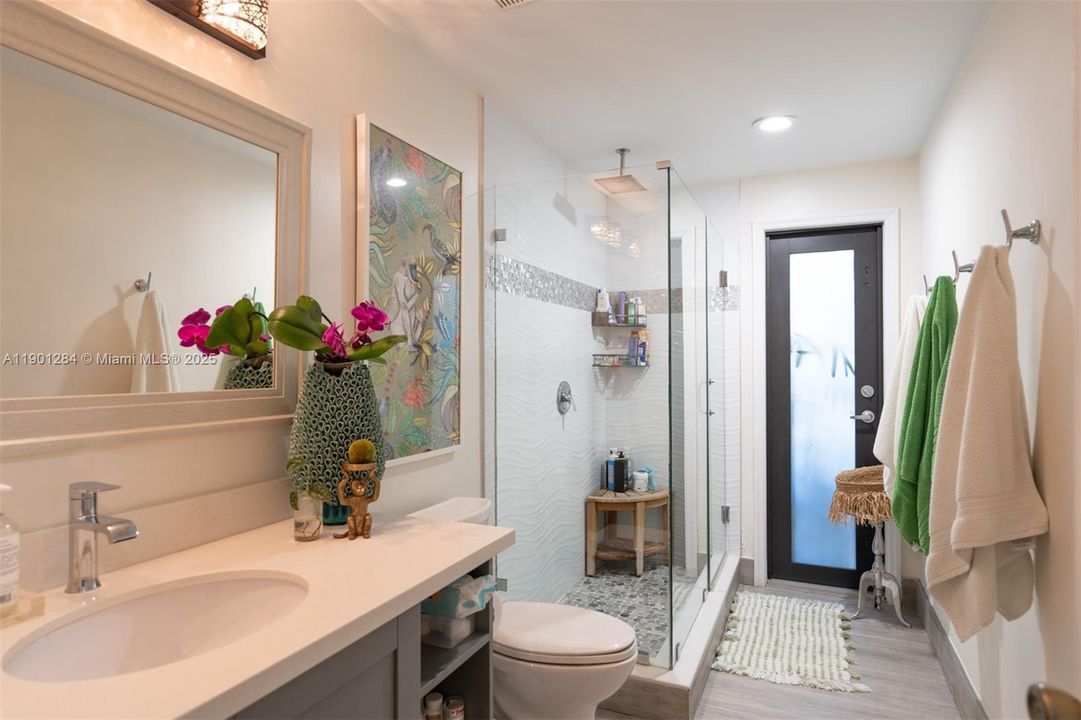 For Sale: $1,350,000 (4 beds, 3 baths, 2770 Square Feet)