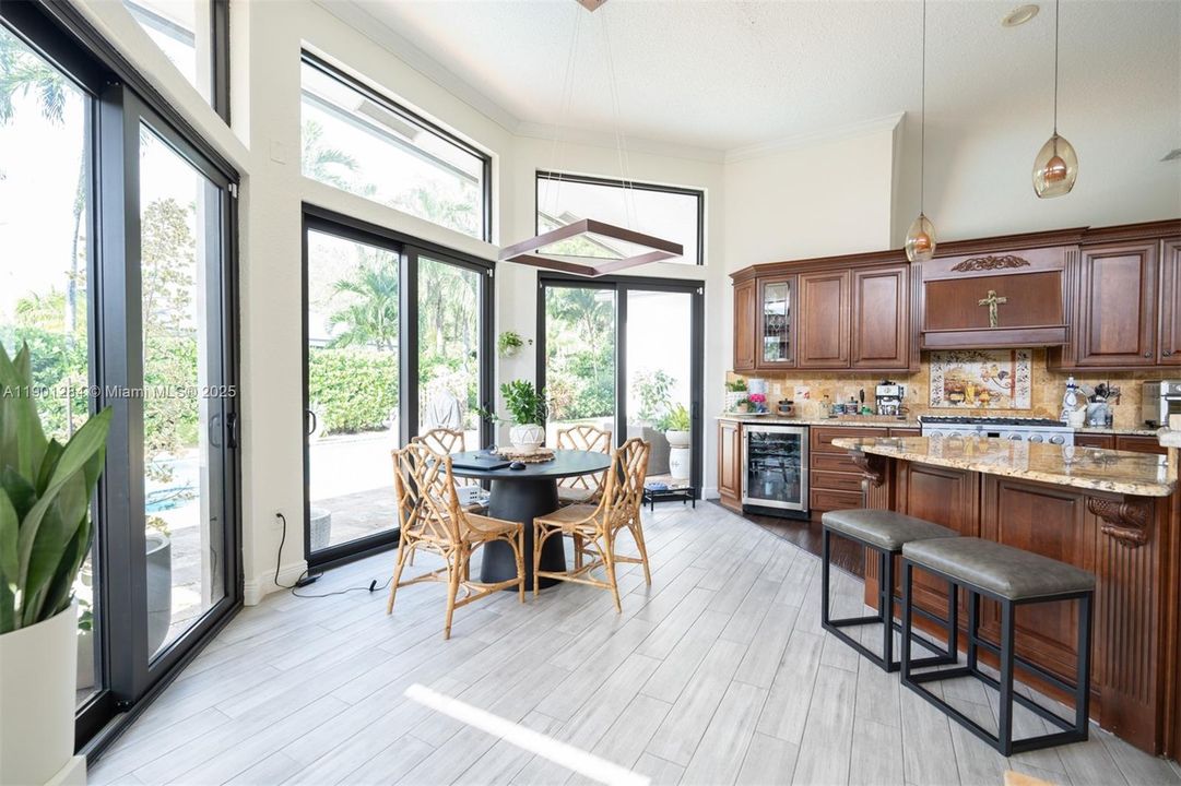 For Sale: $1,350,000 (4 beds, 3 baths, 2770 Square Feet)