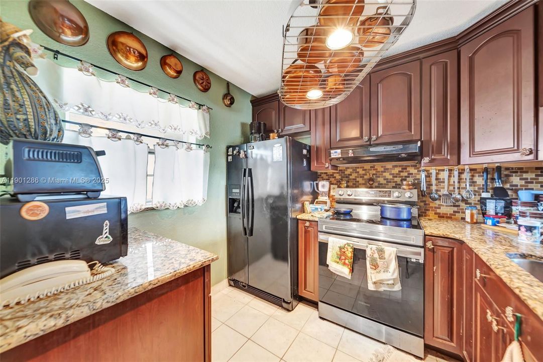 En Venta: $165,000 (2 camas, 2 baños, 970 Pies cuadrados)