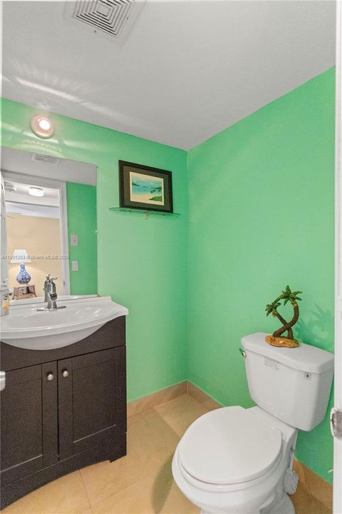 For Sale: $150,000 (1 beds, 1 baths, 800 Square Feet)