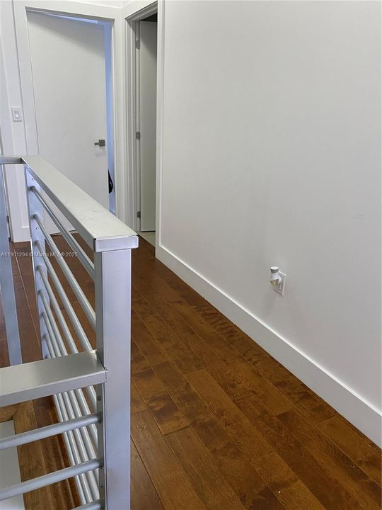 Activo con contrato: $755,000 (4 camas, 3 baños, 1895 Pies cuadrados)