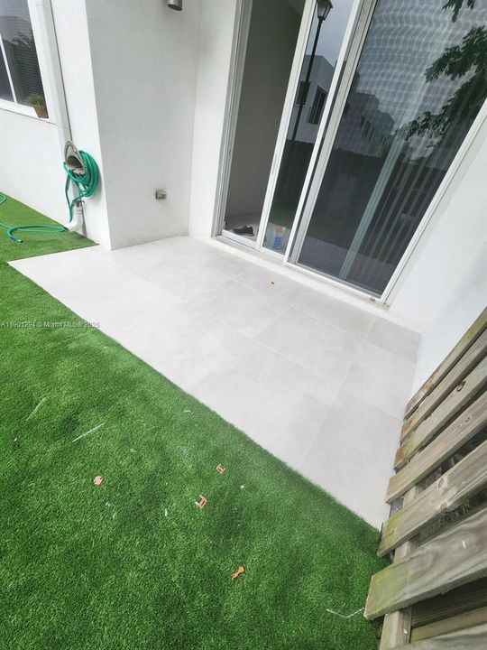 Activo con contrato: $755,000 (4 camas, 3 baños, 1895 Pies cuadrados)