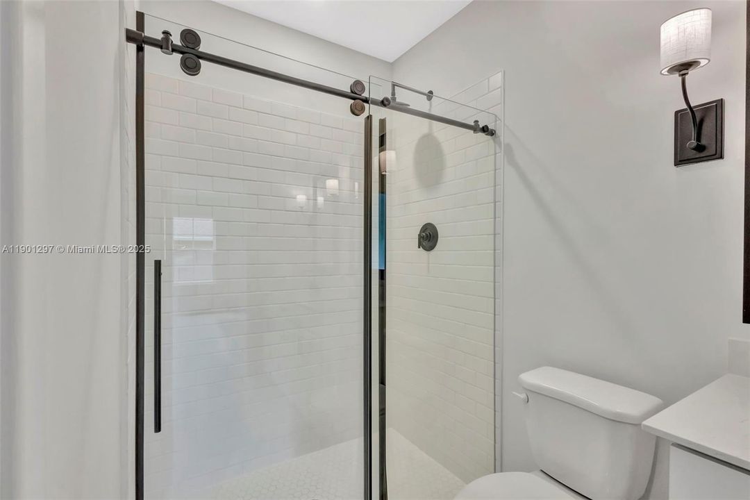 В аренду: $2,599 (4 спален, 2 ванн, 1603 Квадратных фут)