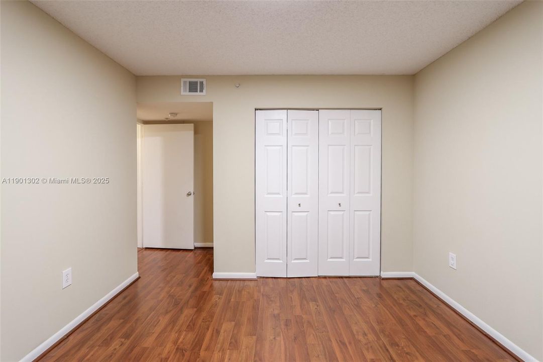 For Rent: $3,150 (3 beds, 2 baths, 1447 Square Feet)