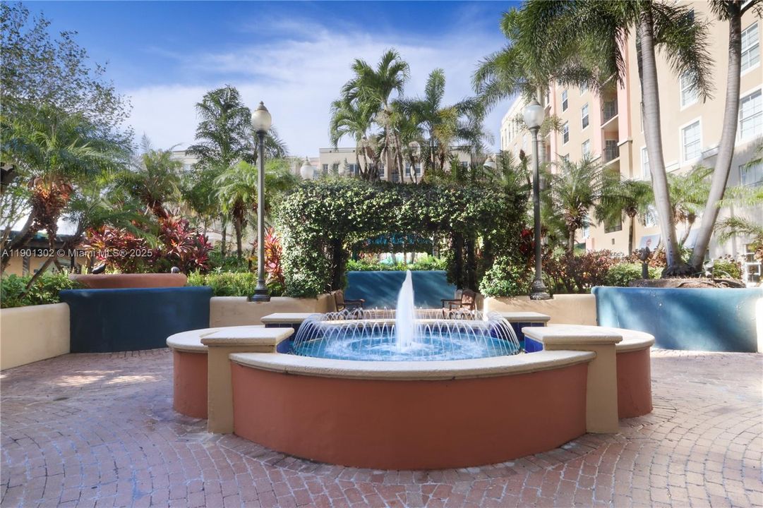 For Rent: $3,150 (3 beds, 2 baths, 1447 Square Feet)