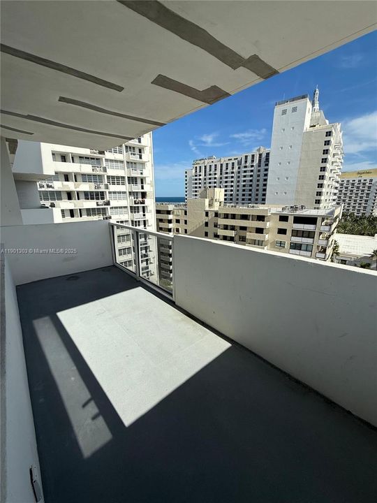 待售: $875,000 (2 贝兹, 2 浴室, 1190 平方英尺)