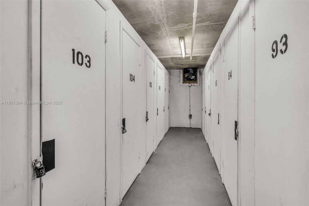 For Sale: $190,000 (2 beds, 2 baths, 1132 Square Feet)