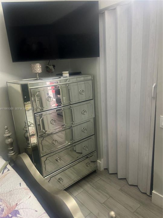 待售: $510,000 (3 贝兹, 2 浴室, 1076 平方英尺)