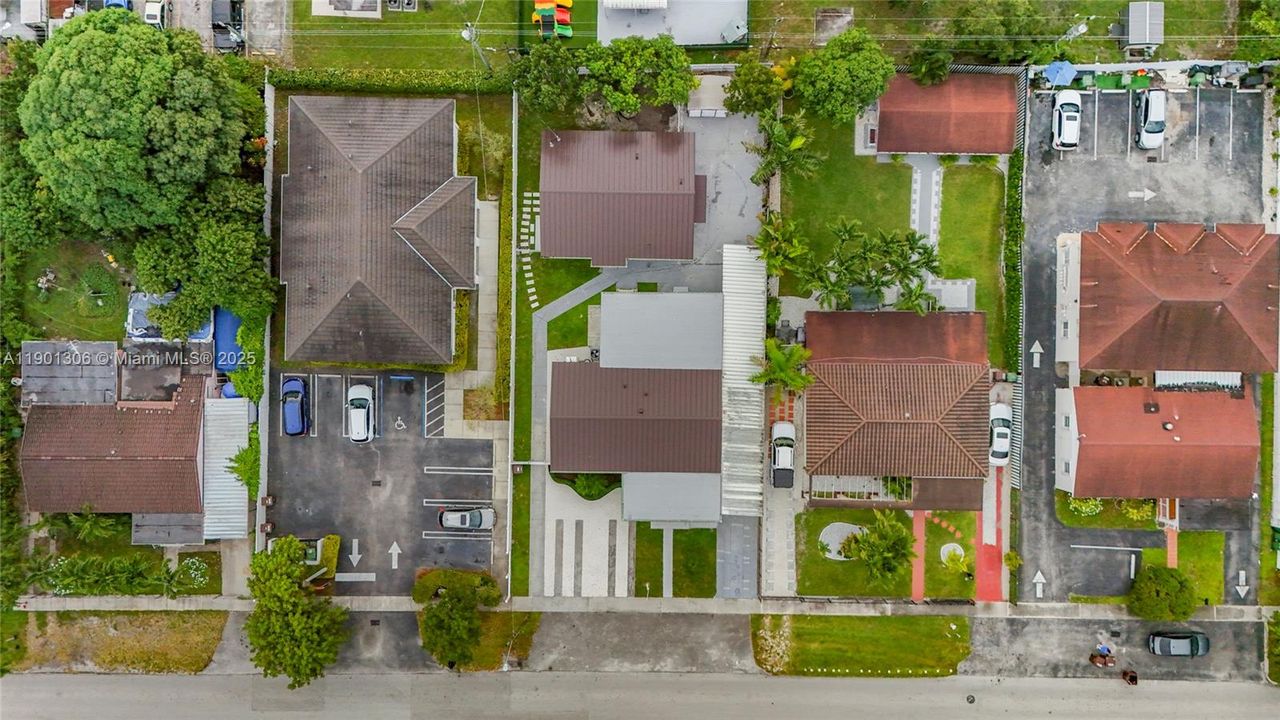 待售: $1,160,000 (0 贝兹, 0 浴室, 2554 平方英尺)