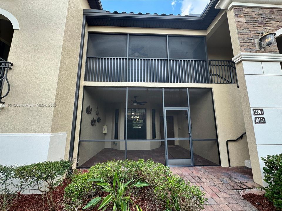 待售: $570,000 (2 贝兹, 2 浴室, 1549 平方英尺)