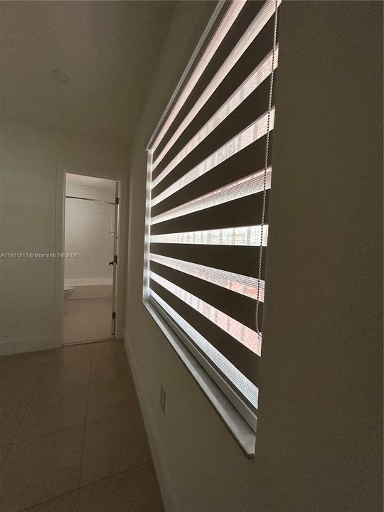 Active With Contract: $2,800 (3 beds, 2 baths, 1030 Square Feet)