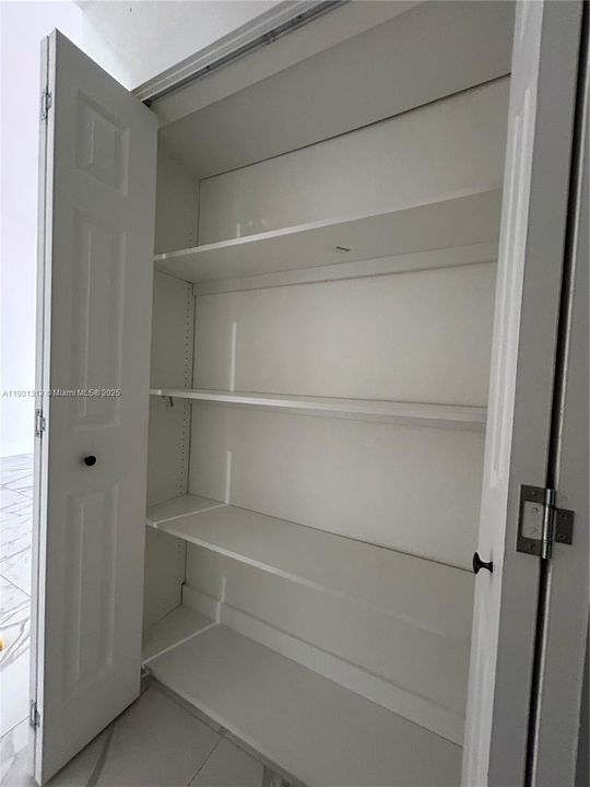 Active With Contract: $2,800 (3 beds, 2 baths, 1030 Square Feet)