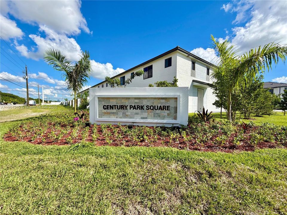 For Rent: $2,750 (4 beds, 2 baths, 1912 Square Feet)