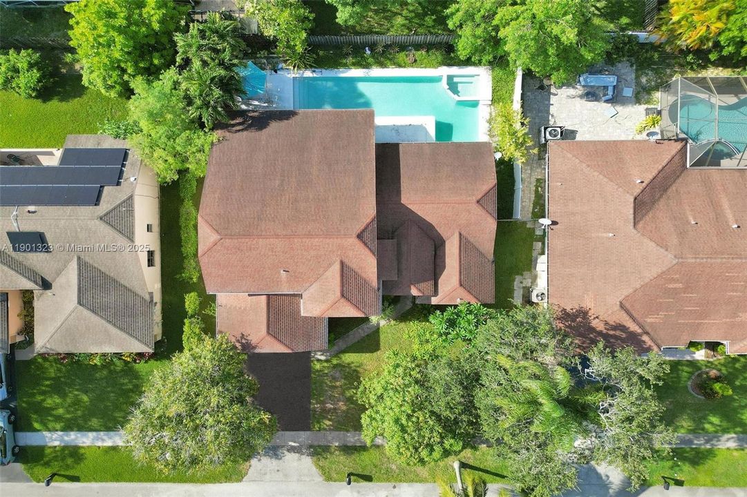 Recently Sold: $470,000 (4 beds, 3 baths, 2445 Square Feet)