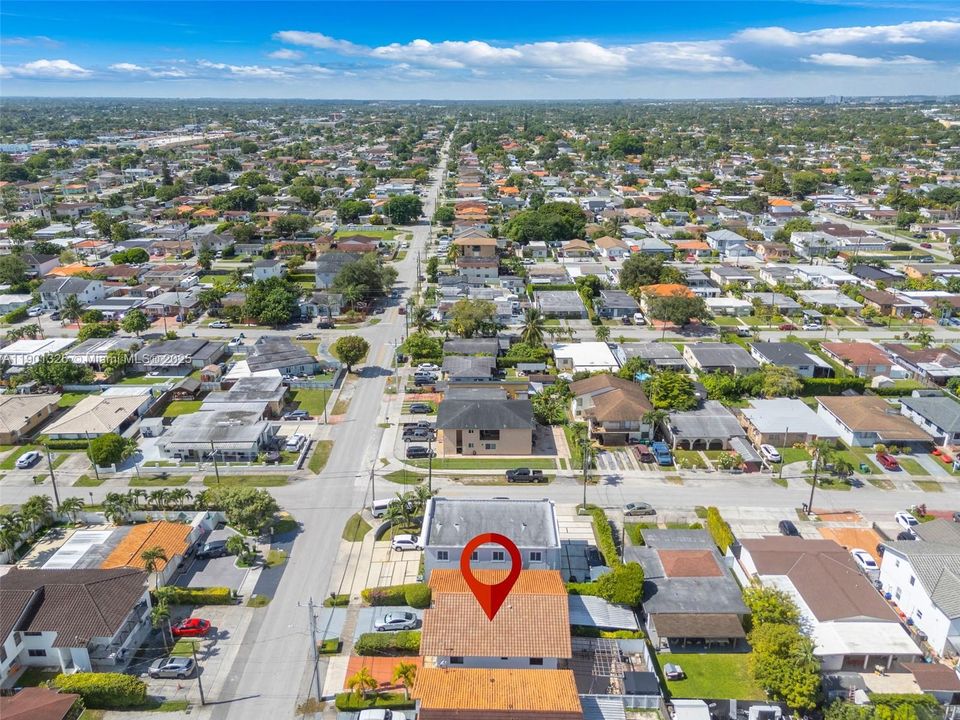 Active With Contract: $571,200 (3 beds, 3 baths, 1500 Square Feet)